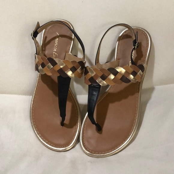 American Eagle Outfitters Shoes - American Eagle woven sandals women’s 8